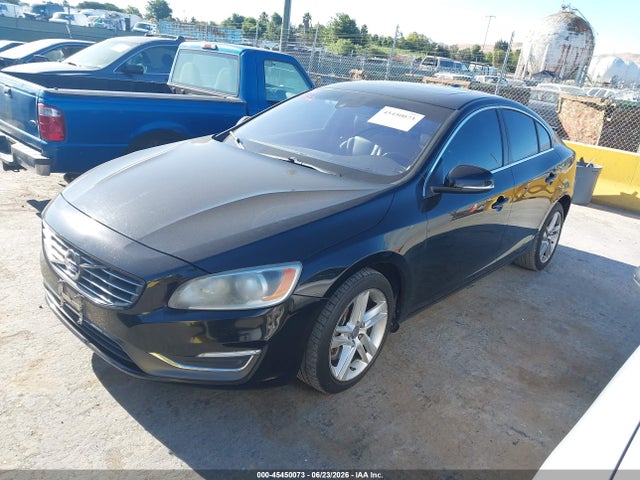Volvo S60 T5 2014 YV1612FSXE1292831 Image 2
