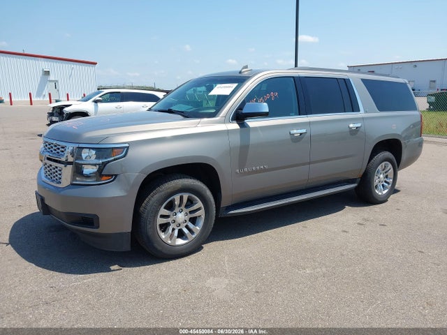 45450084 :رقم المزاد ، 1GNSKHKC0JR329956 vin ، 2018 Chevrolet Suburban Lt مزاد بيع