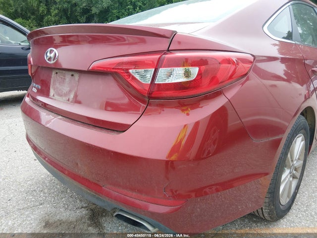 2015 Hyundai Sonata Se მანქანა იყიდება აუქციონზე, vin: 5NPE24AF7FH157353, აუქციონის ნომერი: 45450115