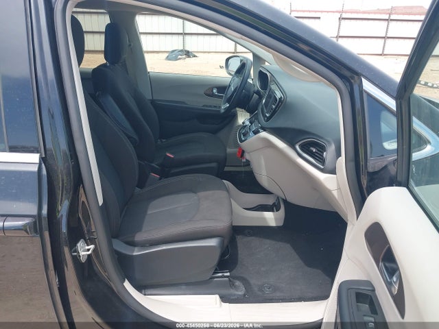 Продаж на аукціоні авто 2023 Chrysler Voyager Lx, vin: 2C4RC1CG6PR619912, номер лоту: 45450258