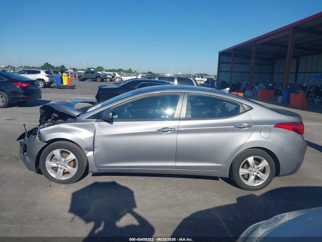 Auction sale of the 2013 Hyundai Elantra Gls, vin: KMHDH4AE5DU765775, lot number: 45450282