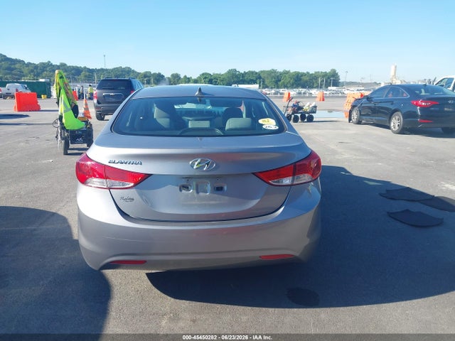 Auction sale of the 2013 Hyundai Elantra Gls, vin: KMHDH4AE5DU765775, lot number: 45450282