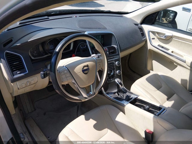 Aukcja sprzedaży 2016 Volvo Xc60 T5 Drive-e Platinum, vin: YV440MDM3G2863571, numer aukcji: 45450286