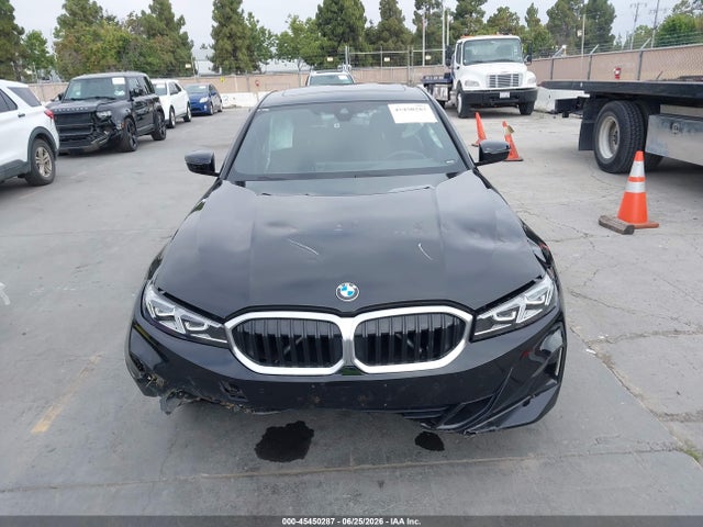 BMW 330I 2023 3MW69FF01P8D63494 Image 12