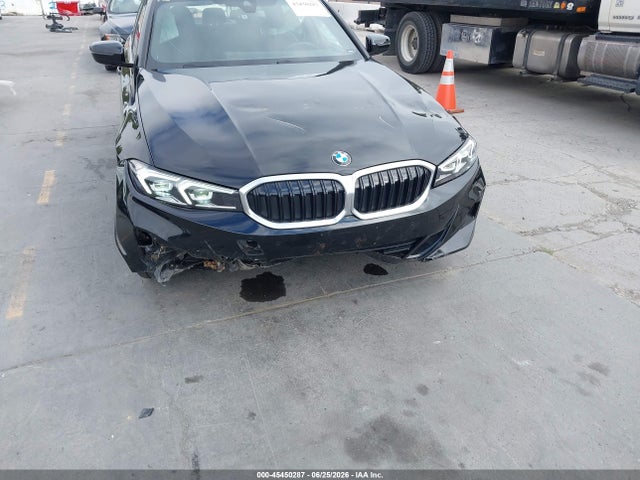 BMW 330I 2023 3MW69FF01P8D63494 Image 6