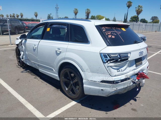 Audi Q7 55 Premium 2019 WA1VAAF75KD004080 Image 3