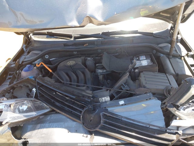 3VW2K7AJ9EM314069 Volkswagen Jetta 2.0l S