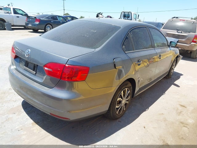 3VW2K7AJ9EM314069 Volkswagen Jetta 2.0l S