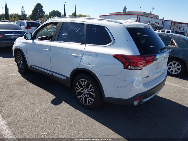 JA4AZ3A33HZ030230 Mitsubishi Outlander Sel