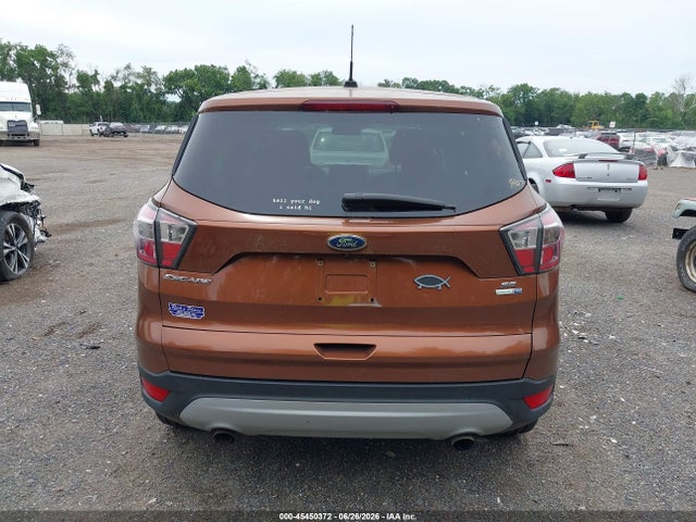 45450372 :رقم المزاد ، 1FMCU9GDXHUB39230 vin ، 2017 Ford Escape Se مزاد بيع