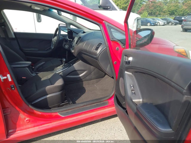 Aukcja sprzedaży 2016 Kia Forte Lx, vin: KNAFK4A65G5589328, numer aukcji: 45450388