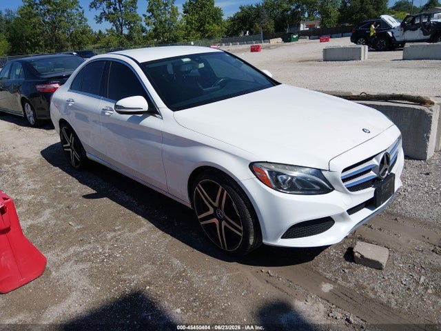 2016 Mercedes-benz C 300 4matic მანქანა იყიდება აუქციონზე, vin: 55SWF4KB5GU111815, აუქციონის ნომერი: 45450404