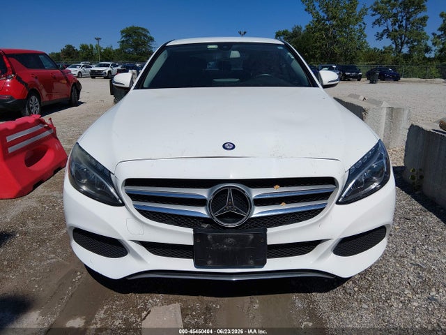 2016 Mercedes-benz C 300 4matic მანქანა იყიდება აუქციონზე, vin: 55SWF4KB5GU111815, აუქციონის ნომერი: 45450404