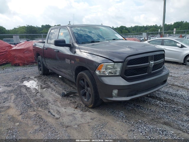 45450441 :رقم المزاد ، 1C6RR6KT3GS404682 vin ، 2016 Ram 1500 Express مزاد بيع