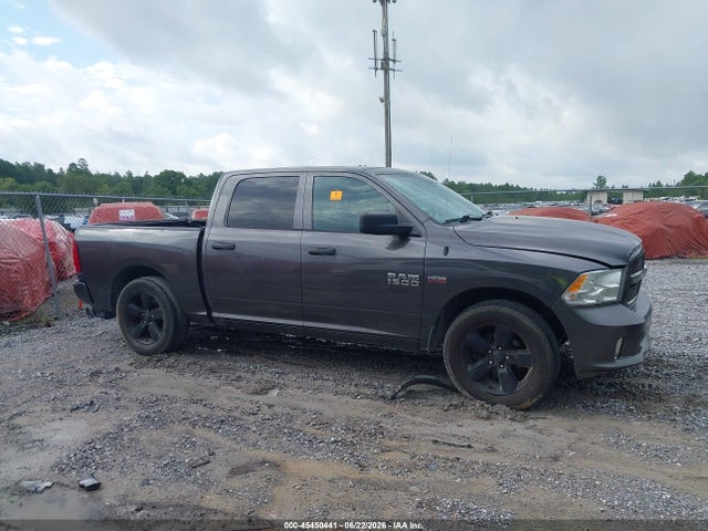 Продажа на аукционе авто 2016 Ram 1500 Express, vin: 1C6RR6KT3GS404682, номер лота: 45450441