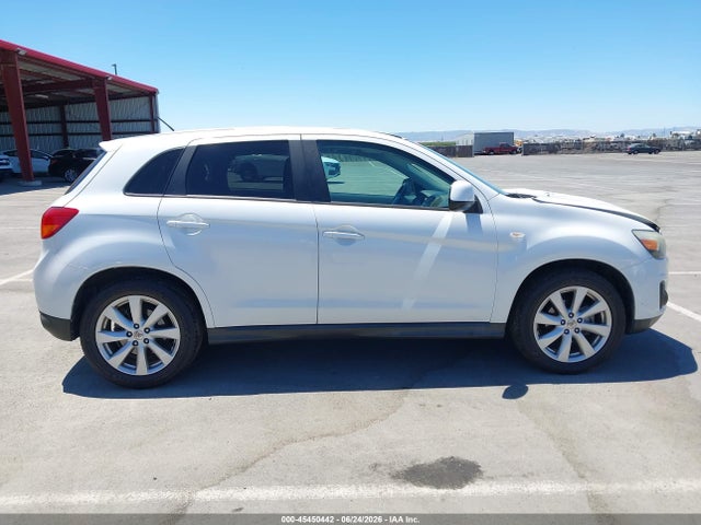 4A4AR3AU3FE040879 Mitsubishi Outlander Sport Es