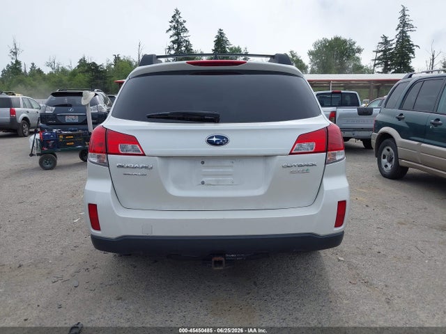 Subaru Outback 2.5i Premium 2014 4S4BRBCC6E3253633 Image 16