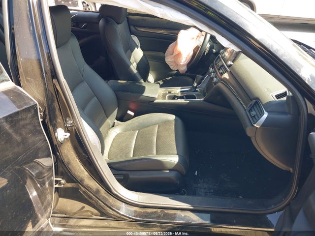 1HGCV1F35NA064155 Honda Accord Sport