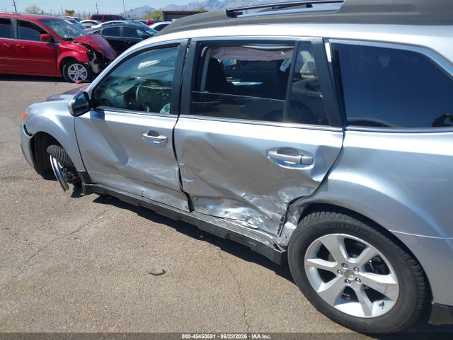 2013 Subaru Outback 2.5i Premium მანქანა იყიდება აუქციონზე, vin: 4S4BRCGC5D3310600, აუქციონის ნომერი: 45450591