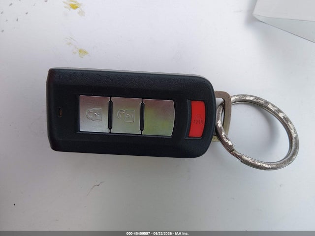 2016 Mitsubishi Outlander Se მანქანა იყიდება აუქციონზე, vin: JA4AZ3A31GZ014364, აუქციონის ნომერი: 45450597