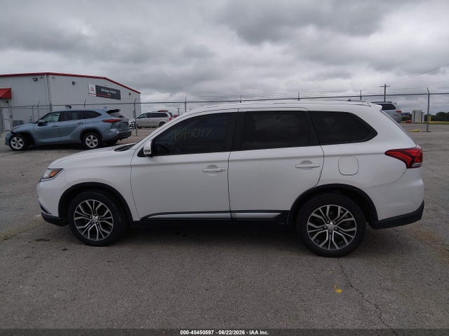2016 Mitsubishi Outlander Se მანქანა იყიდება აუქციონზე, vin: JA4AZ3A31GZ014364, აუქციონის ნომერი: 45450597