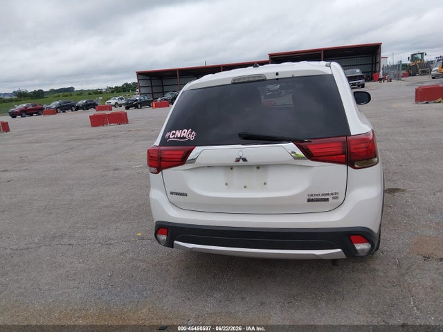2016 Mitsubishi Outlander Se მანქანა იყიდება აუქციონზე, vin: JA4AZ3A31GZ014364, აუქციონის ნომერი: 45450597