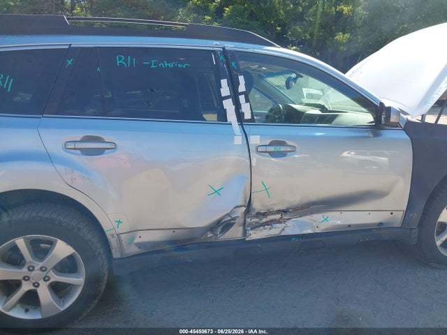 Продажа на аукционе авто 2013 Subaru Outback 2.5i Premium, vin: 4S4BRBGC8D3292703, номер лота: 45450673