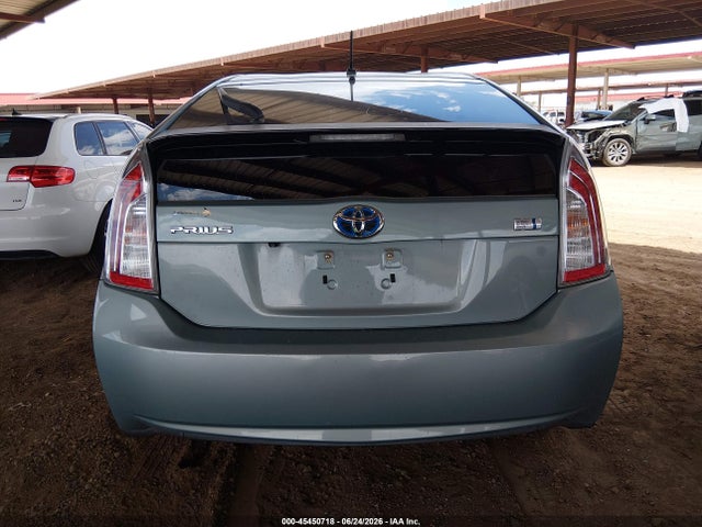 Toyota Prius Two 2015 JTDKN3DU1F1926600 Image 16