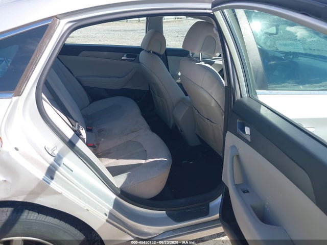 Auction sale of the 2016 Hyundai Sonata Se, vin: 5NPE24AF3GH365571, lot number: 45450732