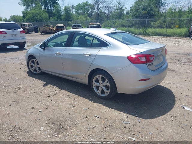 Chevrolet Cruze Premier Auto 2018 1G1BF5SM8J7175733 Image 3