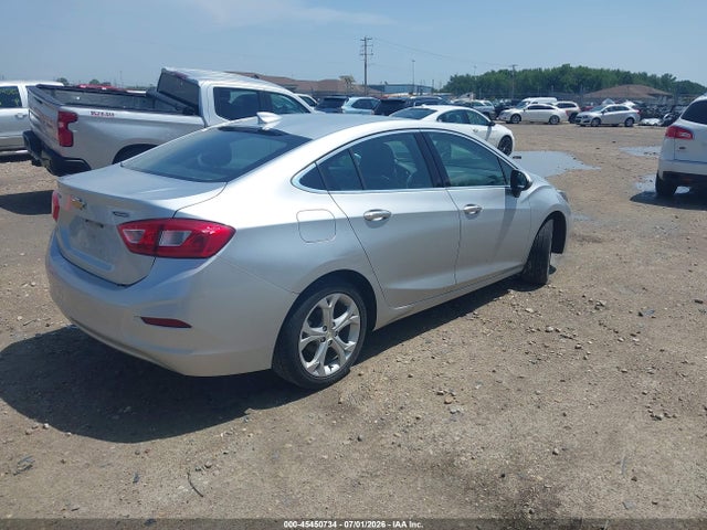 Chevrolet Cruze Premier Auto 2018 1G1BF5SM8J7175733 Image 4