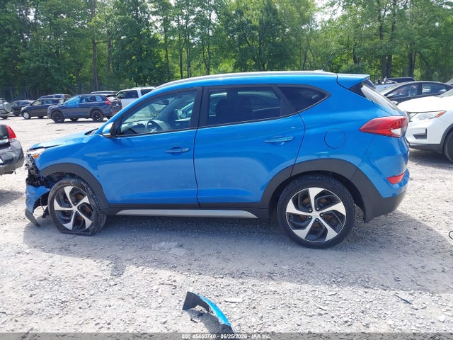 45450740 :رقم المزاد ، KM8J3CA28HU334841 vin ، 2017 Hyundai Tucson Sport مزاد بيع