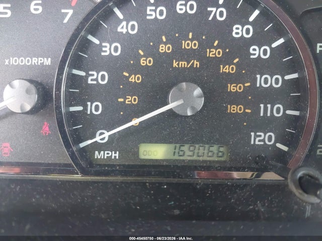 45450750 :رقم المزاد ، 5TDZT34A55S258201 vin ، 2005 Toyota Sequoia Sr5 V8 مزاد بيع