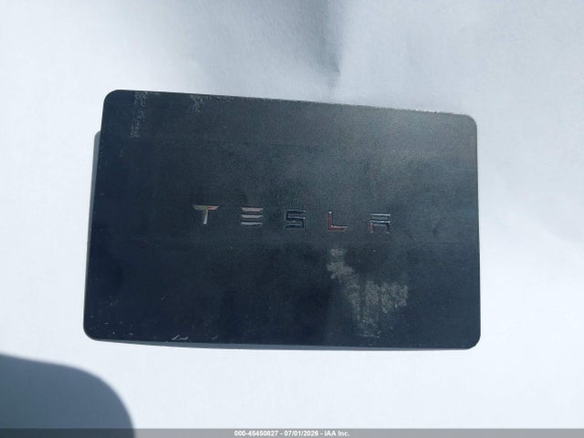 45450827 :رقم المزاد ، 5YJ3E1EA4JF164585 vin ، 2018 Tesla Model 3 مزاد بيع