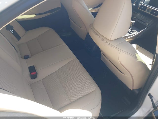 Lexus IS 200T 2016 JTHBA1D27G5011404 Image 8