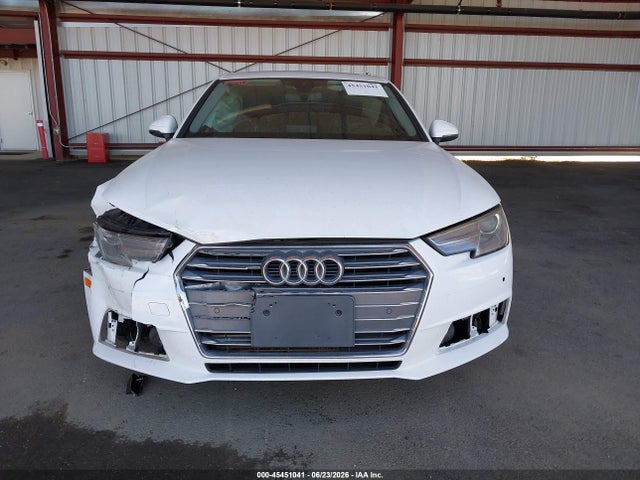 WAUGNAF47HN005417 Audi A4 PREMIUM