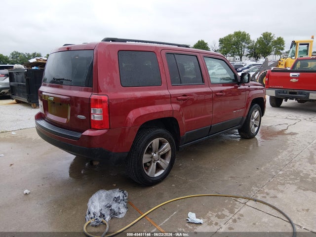 1C4NJRFB6GD702536 Jeep Patriot Latitude