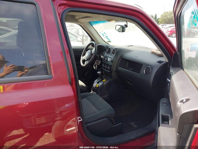 1C4NJRFB6GD702536 Jeep Patriot Latitude