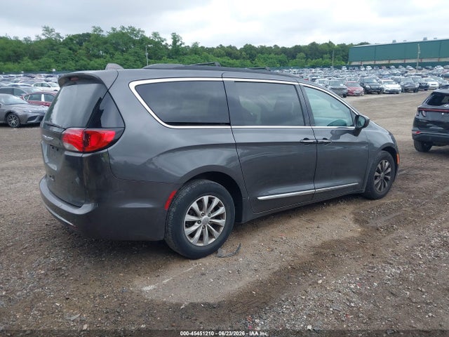 Aukcja sprzedaży 2017 Chrysler Pacifica Touring-l, vin: 2C4RC1BG5HR569460, numer aukcji: 45451210