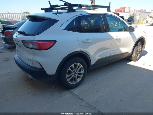 Ford ESCAPE SE 2021 1FMCU9G69MUA69988 Image 4