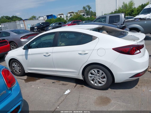 Продаж на аукціоні авто 2019 Hyundai Elantra Se, vin: 5NPD74LF5KH482006, номер лоту: 45451235