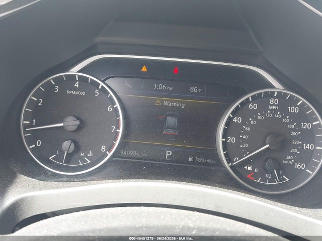 45451279 :رقم المزاد ، 5N1AZ2MH6FN255071 vin ، 2015 Nissan Murano Platinum مزاد بيع