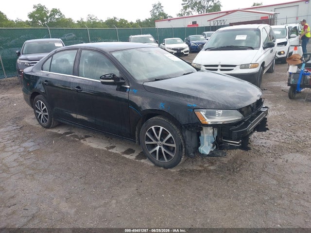 45451287 :رقم المزاد ، 3VWB67AJ6HM235872 vin ، 2017 Volkswagen Jetta 1.4t Se مزاد بيع