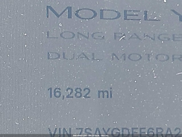 2024 Tesla Model Y Long Range Dual Motor All-wheel Drive მანქანა იყიდება აუქციონზე, vin: 7SAYGDEE6RA222762, აუქციონის ნომერი: 45451290