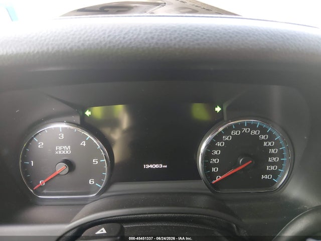 45451337 :رقم المزاد ، 1GKS1BKC0HR384897 vin ، 2017 Gmc Yukon Slt مزاد بيع
