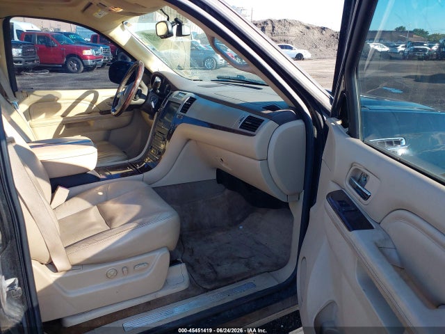 Продаж на аукціоні авто 2011 Cadillac Escalade Premium, vin: 1GYS4CEF6BR155589, номер лоту: 45451419