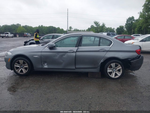 2013 Bmw 528i Xdrive მანქანა იყიდება აუქციონზე, vin: WBAXH5C50DD110215, აუქციონის ნომერი: 45451428