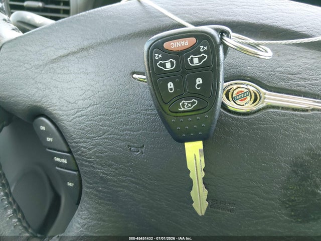 45451432 :رقم المزاد ، 2A4GP54L37R267798 vin ، 2007 Chrysler Town & Country Touring مزاد بيع