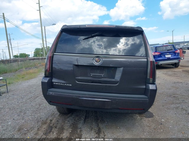 Продажа на аукционе авто 2015 Cadillac Escalade Esv Luxury, vin: 1GYS4HKJ5FR295175, номер лота: 45451448