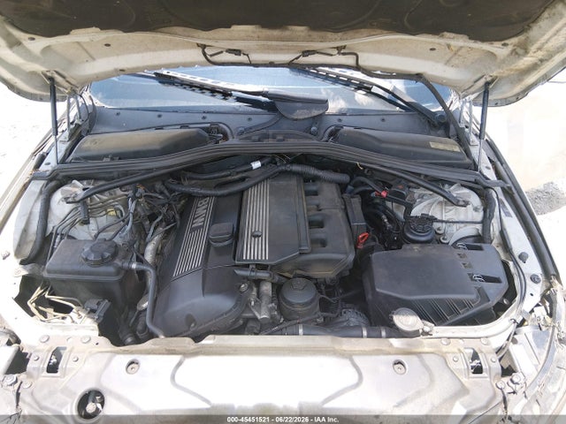 2004 Bmw 530i მანქანა იყიდება აუქციონზე, vin: WBANA73594B063690, აუქციონის ნომერი: 45451521